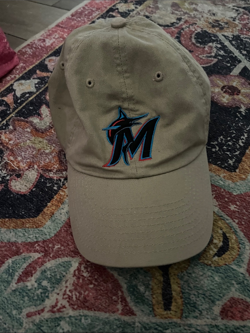 Miami Marlins Beige Baseball Cap – Unbranded